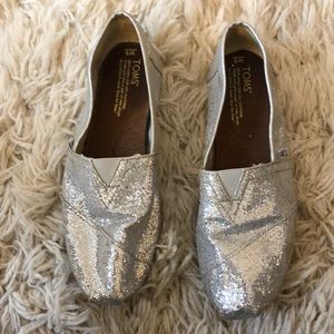 Toms silver glitter classic slip on